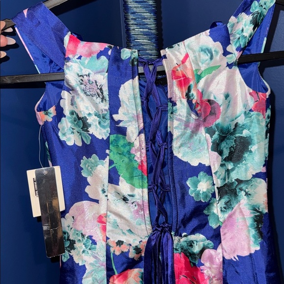 My Michelle- NWT Off the Shoulder Blue Floral Mermaid Gown Size 0 - Picture 10 of 14